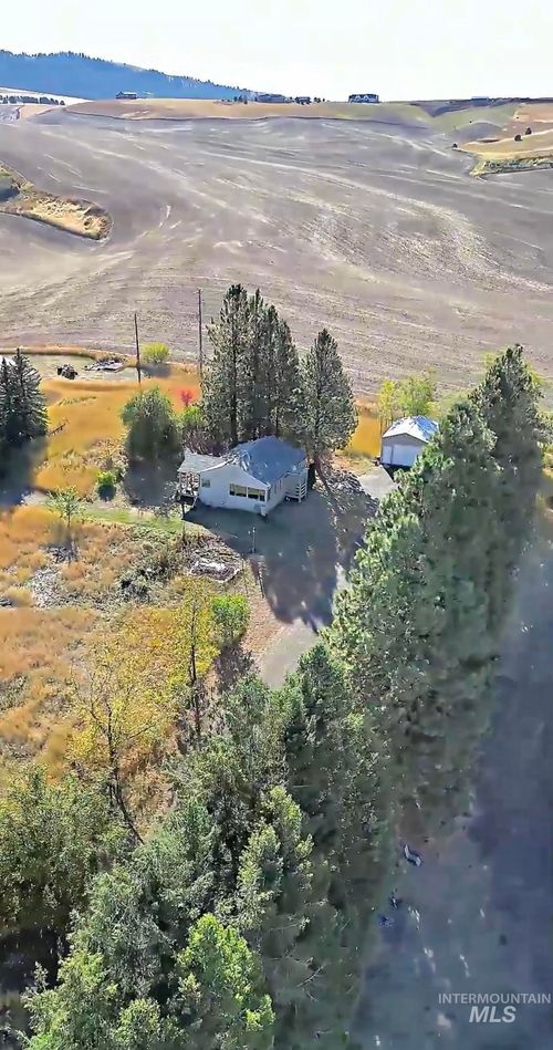 1022 Sincar Ln, Moscow, ID, 83843-7852 | Card Image