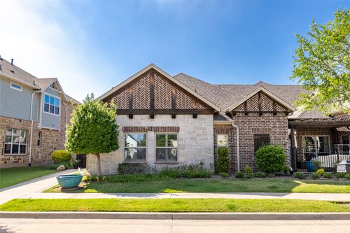 3906 Crested Eagle Way, Arlington, TX, 76005-1191 | Card Image
