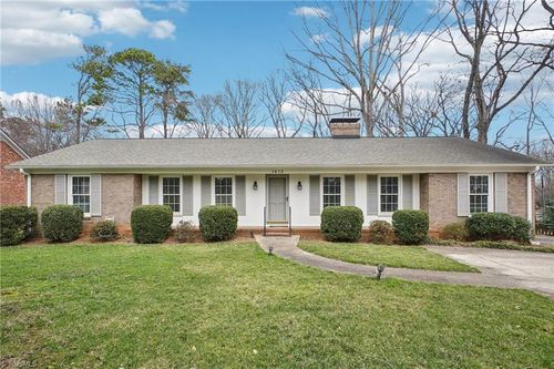 1412 Hobbs Rd, Greensboro, NC, 27410-3960 | Card Image