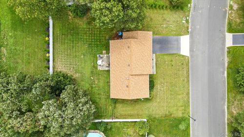 25 Timber Ridge Dr, Coram, NY, 11727-2431 | Card Image
