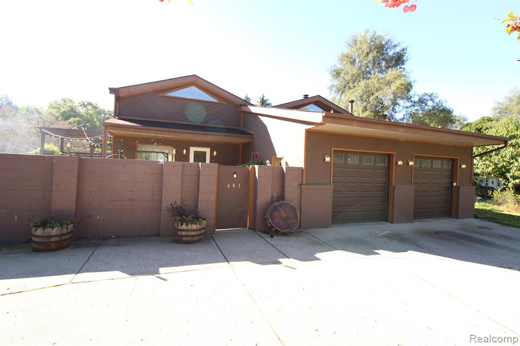 Joslyn Rd, Lake Orion, MI 48362 #1