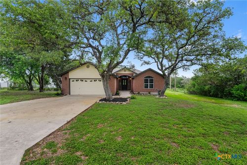 126 Hunter Ridge Rd, San Marcos, TX, 78666-9343 | Card Image