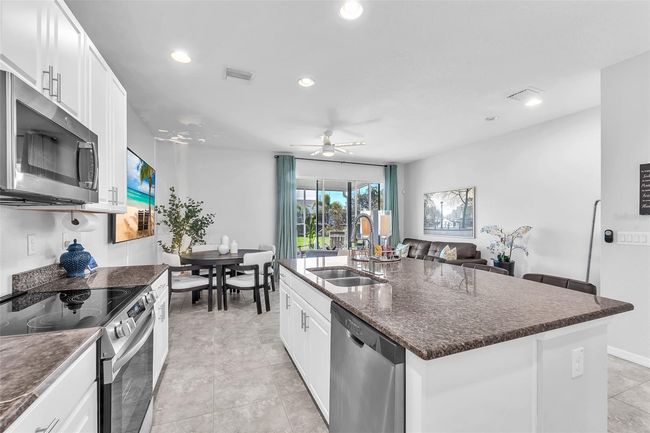7124 Summer Holly Pl, Townhouse with 3 bedrooms, 3 bathrooms and null parking in RIVERVIEW FL | Image 7