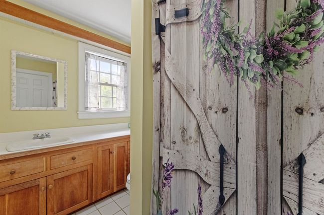 246 Windsor Rd, House other with 3 bedrooms, 3 bathrooms and null parking in Hillsborough NH | Image 46