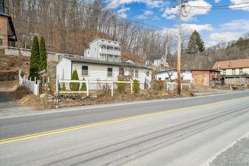 599 Abeel St, Kingston, NY, 12401-6739 | Card Image