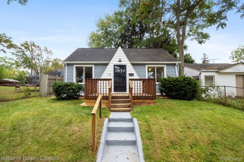 78 E Sheffield Ave, Pontiac, MI, 48340-1963 | Card Image