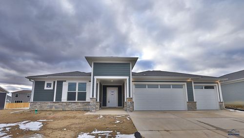 311 Miriam Ct, Rapid City, SD, 57703-7129 | Card Image
