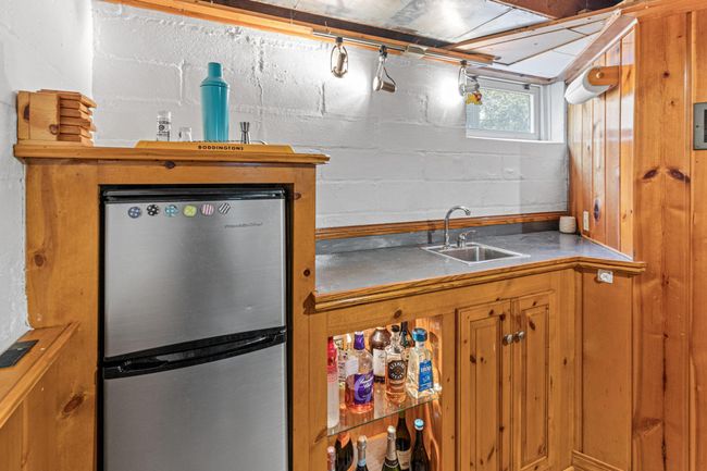 Entertain or enjoy solitude in your own personal bar | Image 28