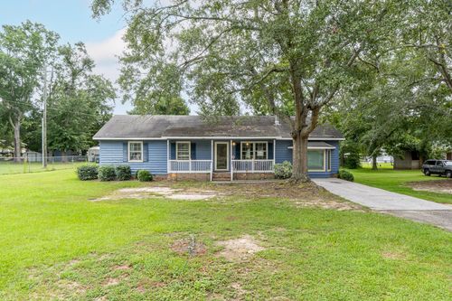 240 Camelia St, Barnwell, SC, 29812-1726 | Card Image