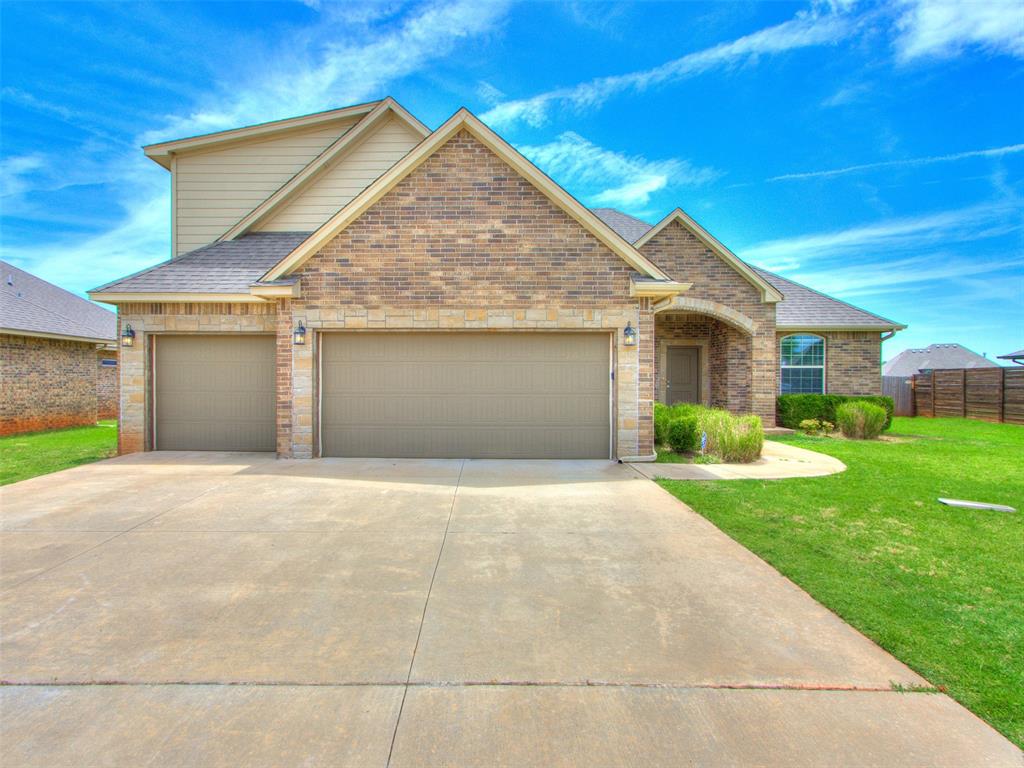 Heavenly Dr, Edmond, OK 73012
