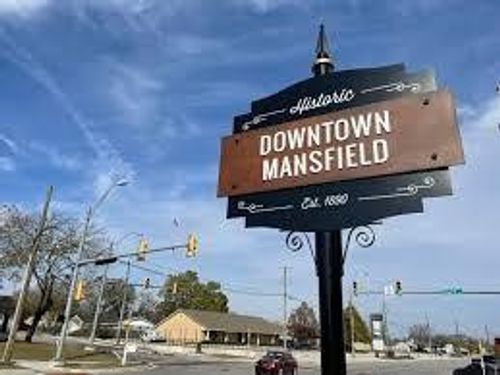 407 W Kimball St, Mansfield, TX, 76063-1957 | Card Image