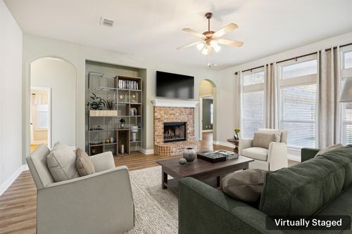 100 Lorient Dr, Mansfield, TX, 76063-5569 | Card Image