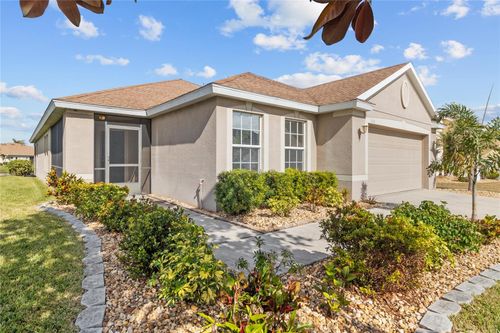 5223 Layton Dr, VENICE, FL, 34293-8822 | Card Image