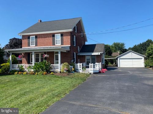 2654 Division Hwy, NEW HOLLAND, PA, 17557-9652 | Card Image