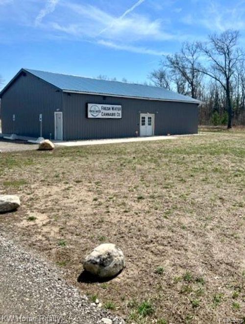 8330 S M 37, Baldwin, MI, 49304-8450 | Card Image