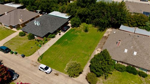 2421 Summer Place Dr, Arlington, TX, 76014-1909 | Card Image