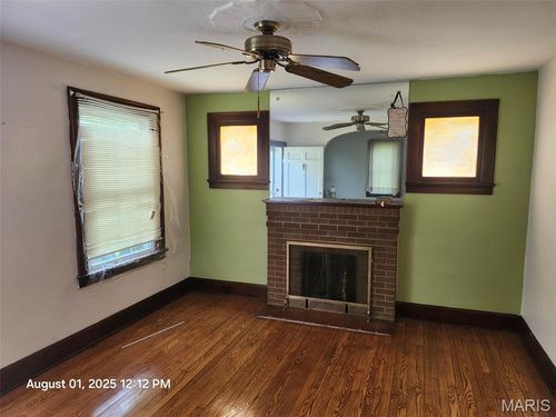 2914 Glade Ave, Jennings, MO, 63136-1511 | Card Image