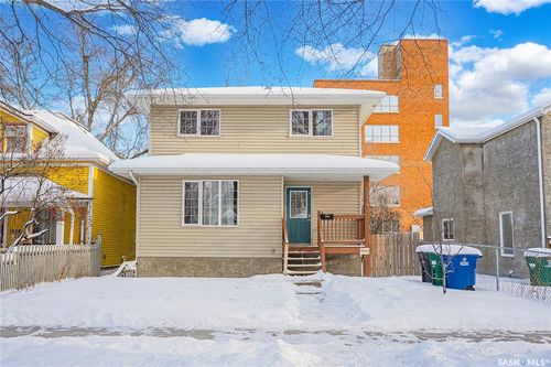 214 Av E N, Saskatoon, SK, S7L1R7 | Card Image