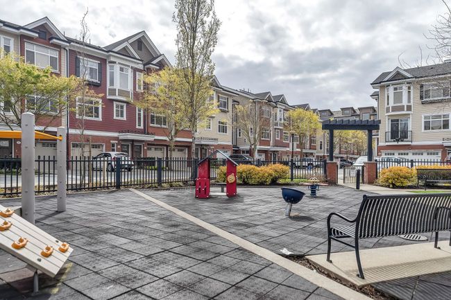 8 - 8068 207 Street, Townhouse with 3 bedrooms, 3 bathrooms and 3 parking in Langley BC | Image 39