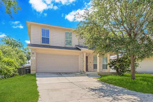326 Diana Dr, Converse, TX, 78109-1125 | Card Image