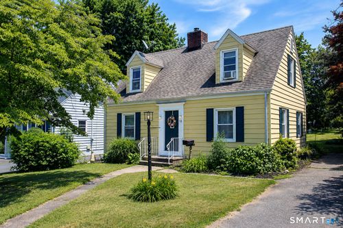 12 Edgewood Ave, Ansonia, CT, 06401-1001 | Card Image