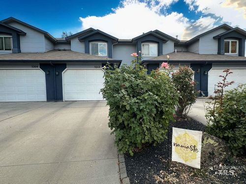 3212 S Capistrano Ave, Boise, ID, 83705-5208 | Card Image