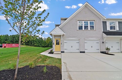 491 Greendell Bnd, Fairborn, OH, 45324-3572 | Card Image