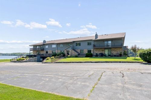 2490 Stroebe Island Drive, FOX CROSSING, WI, 54914 | Card Image