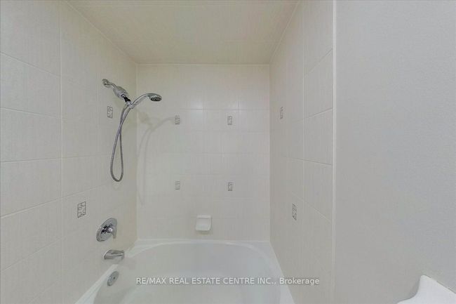 1373 Salem Rd N, House attached with 4 bedrooms, 3 bathrooms and 1 parking in Ajax ON | Image 41