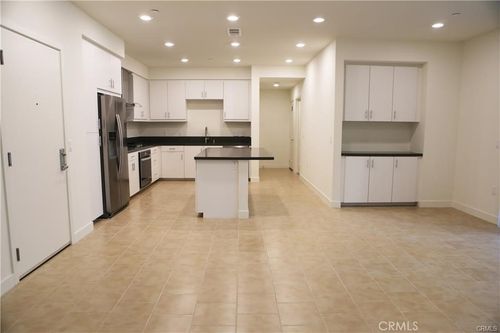 1304 Nolita, Irvine, CA, 92612-8549 | Card Image