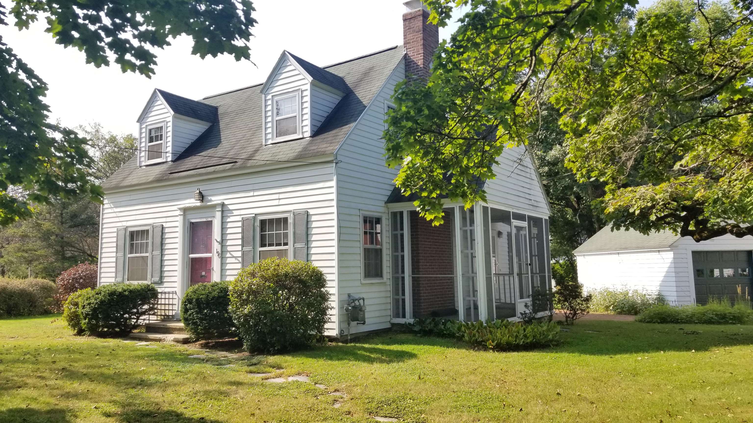 South St, Concord, NH 03301