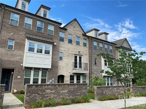 1220 Madison Towns Ln, Charlotte, NC, 28209-3075 | Card Image