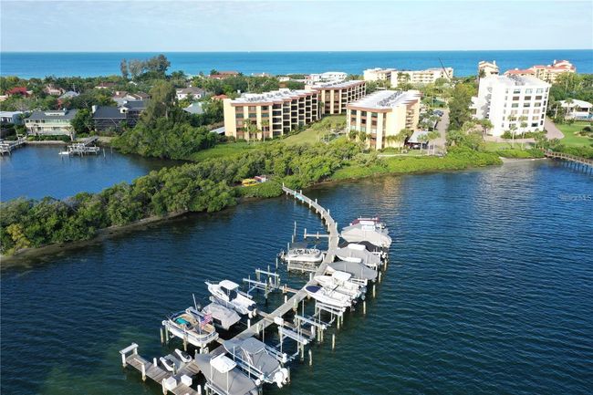 APT-106F - 8767 Midnight Pass Rd, Condo with 2 bedrooms, 2 bathrooms and null parking in Sarasota FL | Image 4