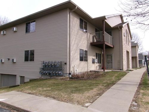 333 Starkweather Dr, Beaver Dam, WI, 53916-1078 | Card Image