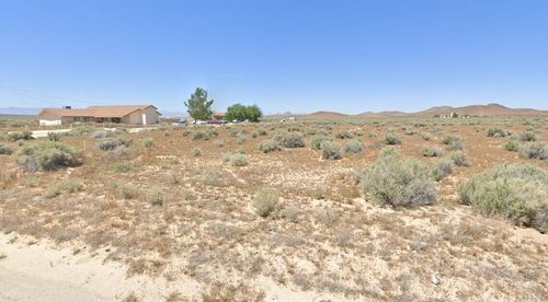 16401 Glendower Ave, Edwards, CA, 93523-3542 | Card Image