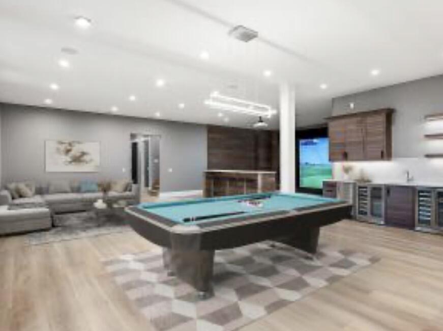 Residential in Lyon Charter Township 4