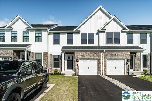 1022 Watson Ct, Fogelsville, PA, 18051-7720 | Card Image