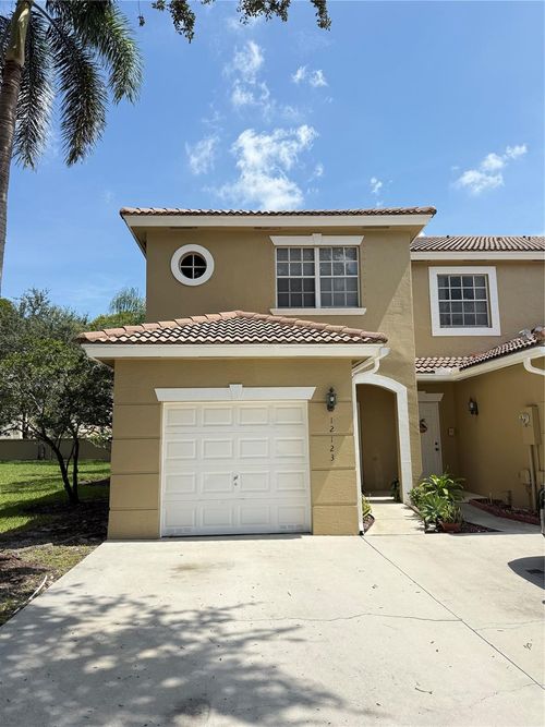 12123 Sw 2nd St, Pembroke Pines, FL, 33025-5917 | Card Image