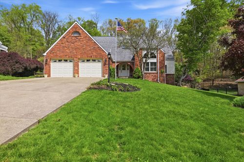 2397 Traci Dr, Pittsburgh, PA, 15237-1640 | Card Image