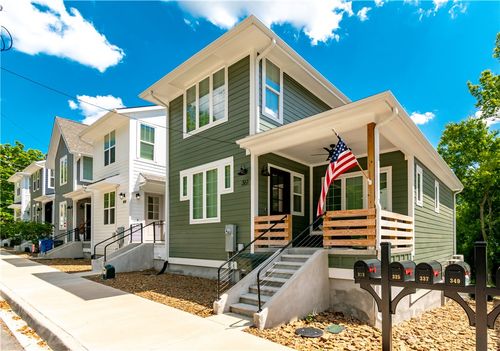 349 W Rock Street, Fayetteville, AR, 72701 | Card Image