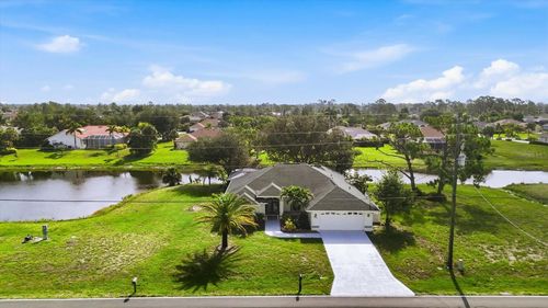 801 Rotonda Cir, Rotonda West, FL, 33947-1832 | Card Image