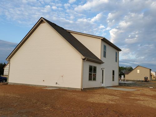 2113 Red Barn Rd, Christiana, TN, 37037-2015 | Card Image