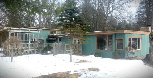 8890 Us-131, S, Green Lake Township, MI, 49637 | Card Image