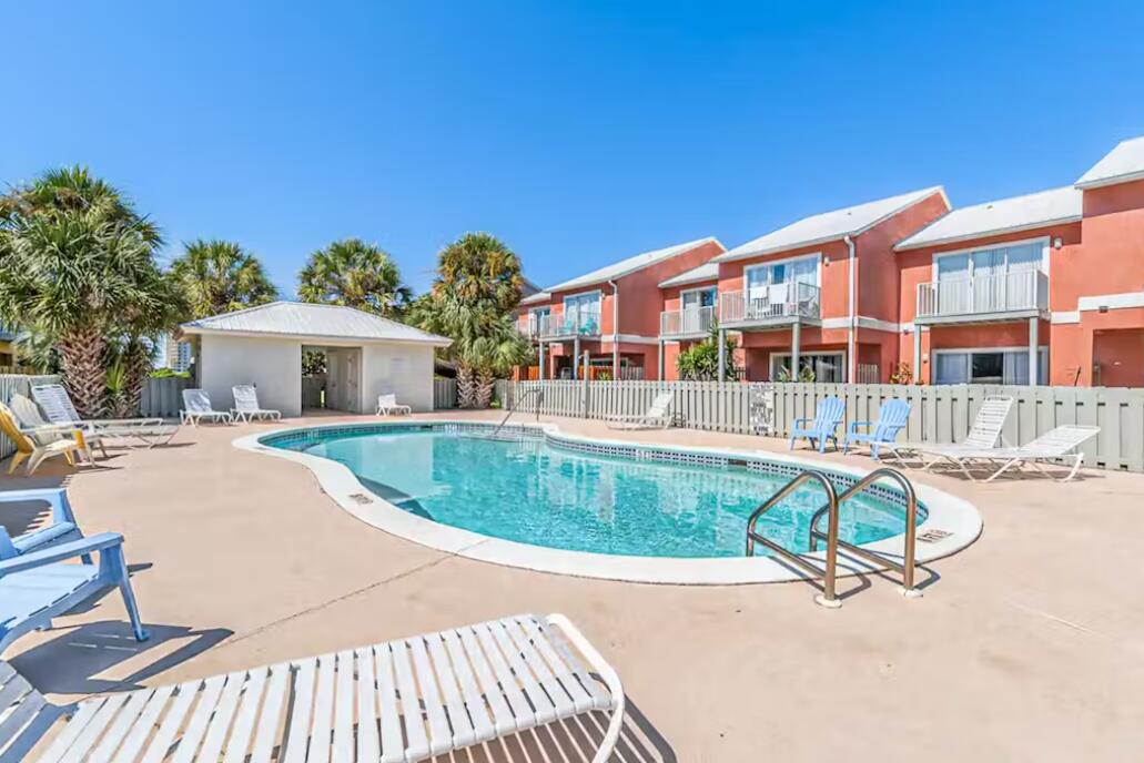 Residential in Miramar Beach 2
