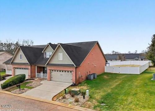 118 Van Gilder Way, Seymour, TN, 37865-5265 | Card Image