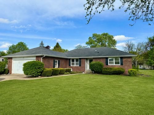 690 E Vicksburg Court, Bourbonnais, IL, 60914 | Card Image