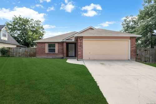 5001 Castle Hill Dr, Schertz, TX, 78108-2107 | Card Image