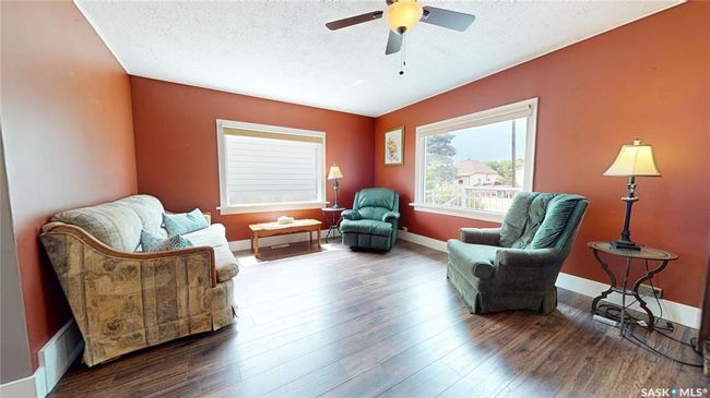 308 Cypress St, House other with 5 bedrooms, 2 bathrooms and 3 parking in Maple Creek SK | Image 8