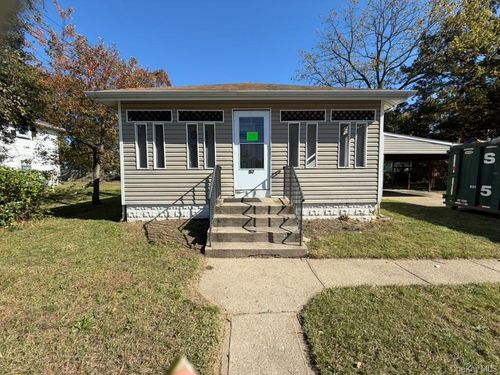 57 S 27th St, Wyandanch, NY, 11798-2807 | Card Image