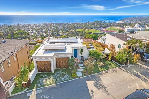 825 Coast View Dr, Laguna Beach, CA, 92651-2617 | Card Image